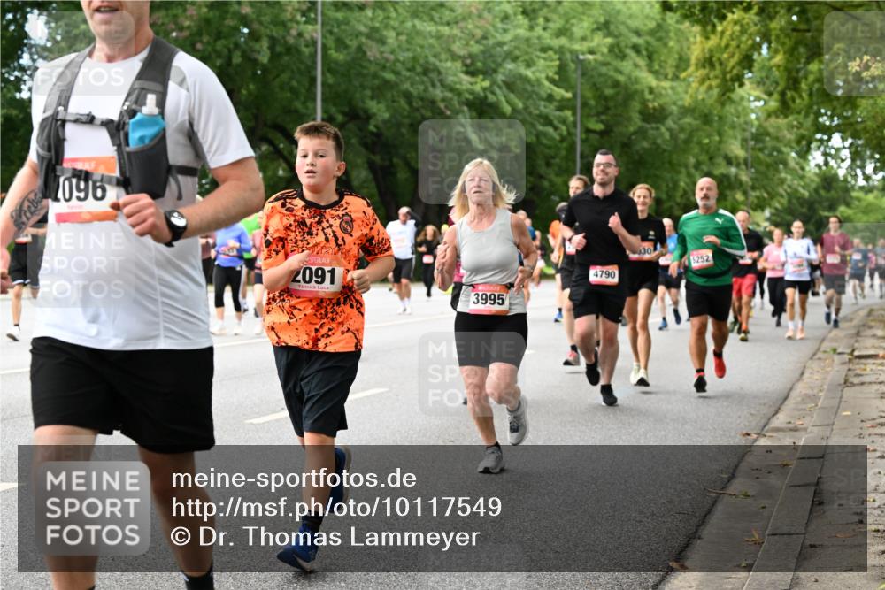 06.09.2026 - CURREX Alsterlauf Dr. Thomas Lammeyer http://msf.ph/oto/10117549 06.09.2026 09:15:33 Laufen 096, 2091, 30, 5252, 4790, 3995 meine-sportfotos.de