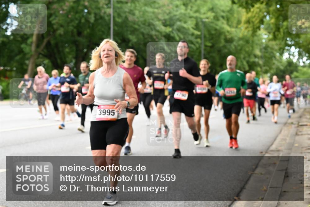 06.09.2026 - CURREX Alsterlauf Dr. Thomas Lammeyer http://msf.ph/oto/10117559 06.09.2026 09:15:34 Laufen 3995 meine-sportfotos.de
