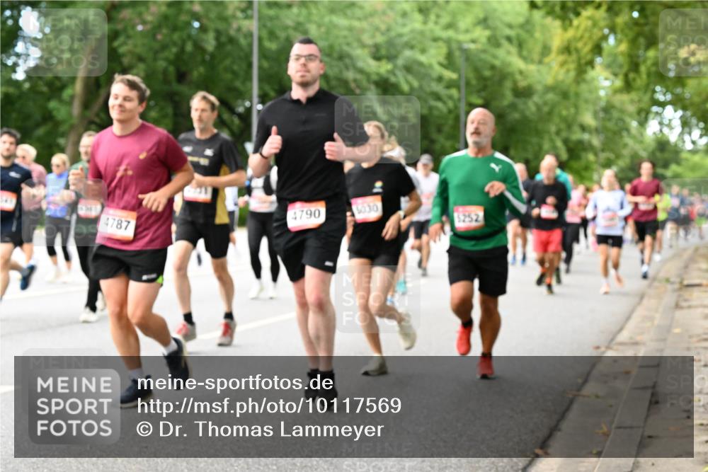 06.09.2026 - CURREX Alsterlauf Dr. Thomas Lammeyer http://msf.ph/oto/10117569 06.09.2026 09:15:35 Laufen 4787, 4790, 5030, 252 meine-sportfotos.de