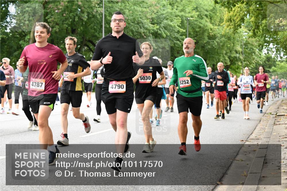 06.09.2026 - CURREX Alsterlauf Dr. Thomas Lammeyer http://msf.ph/oto/10117570 06.09.2026 09:15:35 Laufen 42, 195, 43, 4787, 490, 4790, 5030, 5252, 4248, 4129, 3094 meine-sportfotos.de