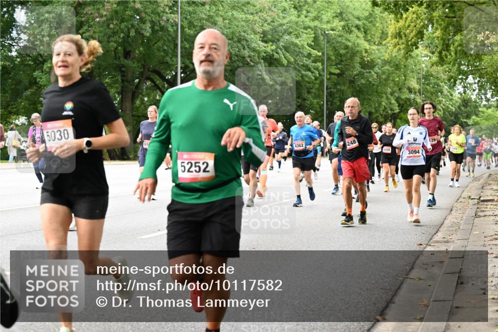 06.09.2026 - CURREX Alsterlauf Dr. Thomas Lammeyer http://msf.ph/oto/10117582 06.09.2026 09:15:37 Laufen 5030, 61, 5252, 4362, 248, 6458, 3094, 129, 4906 meine-sportfotos.de