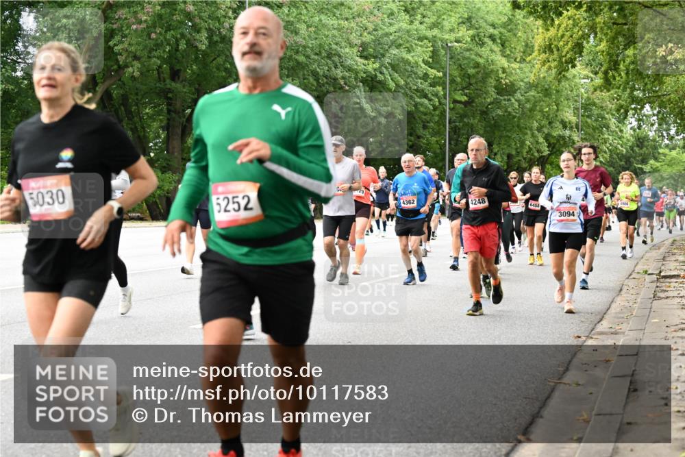 06.09.2026 - CURREX Alsterlauf Dr. Thomas Lammeyer http://msf.ph/oto/10117583 06.09.2026 09:15:37 Laufen 5030, 5252, 4362, 4248, 6458, 3094 meine-sportfotos.de