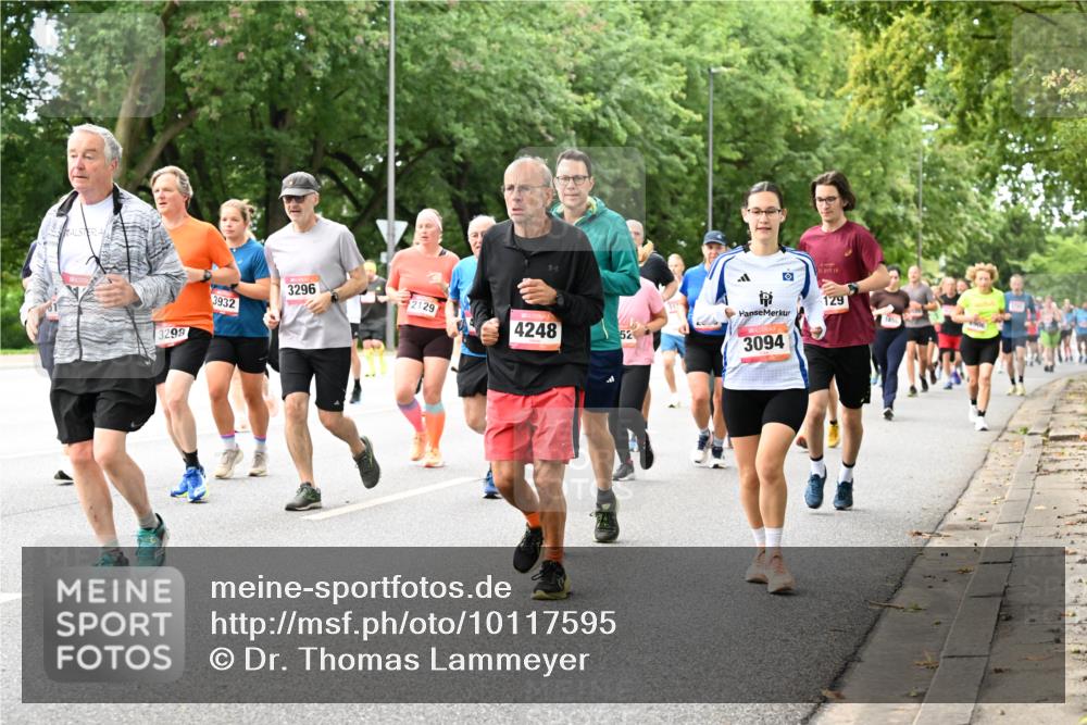 06.09.2026 - CURREX Alsterlauf Dr. Thomas Lammeyer http://msf.ph/oto/10117595 06.09.2026 09:15:39 Laufen 3298, 21, 0975, 129, 3296, 3932, 2129, 4248, 52, 3094 meine-sportfotos.de