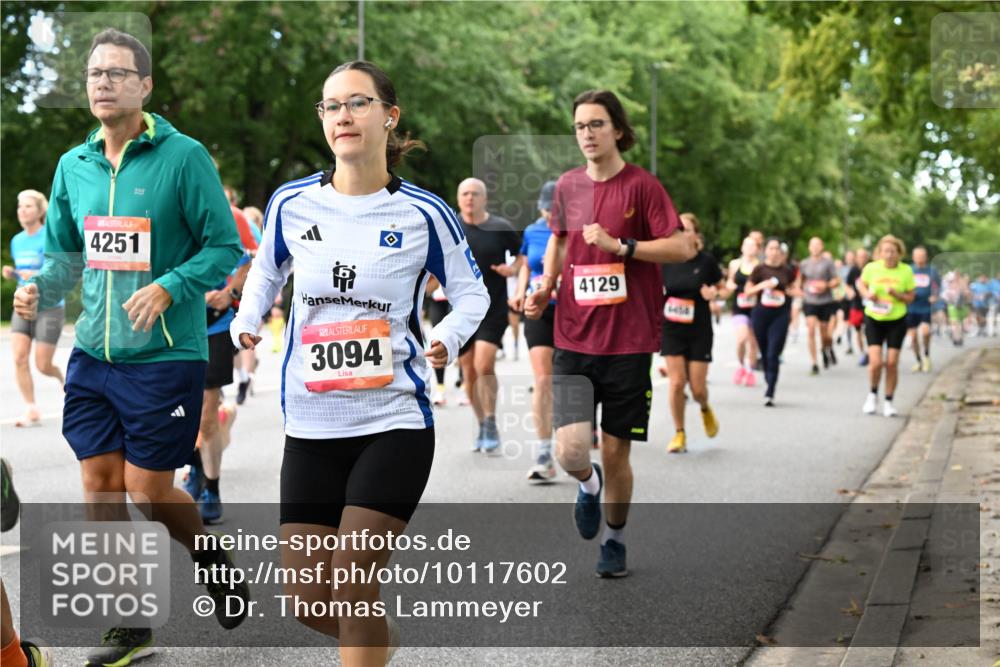 06.09.2026 - CURREX Alsterlauf Dr. Thomas Lammeyer http://msf.ph/oto/10117602 06.09.2026 09:15:40 Laufen 4251, 3094, 4129, 6454 meine-sportfotos.de