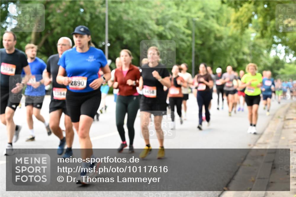06.09.2026 - CURREX Alsterlauf Dr. Thomas Lammeyer http://msf.ph/oto/10117616 06.09.2026 09:15:42 Laufen 2890, 6450 meine-sportfotos.de