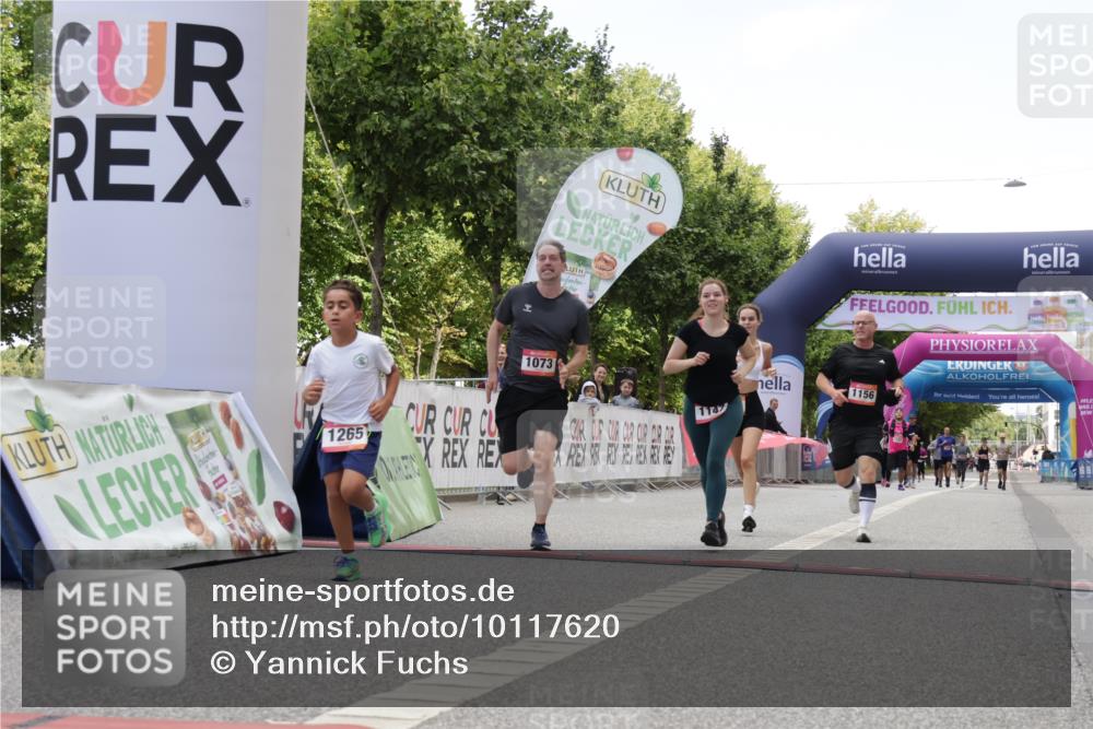 06.09.2026 - CURREX Alsterlauf Yannick Fuchs http://msf.ph/oto/10117620 06.09.2026 12:01:30 Ziel 1073, 1147, 1155, 1156, 1243, 1265 meine-sportfotos.de