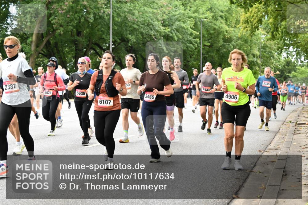 06.09.2026 - CURREX Alsterlauf Dr. Thomas Lammeyer http://msf.ph/oto/10117634 06.09.2026 09:15:44 Laufen 2387, 4975, 5635, 6107, 50, 3456, 2785, 2533, 4906 meine-sportfotos.de