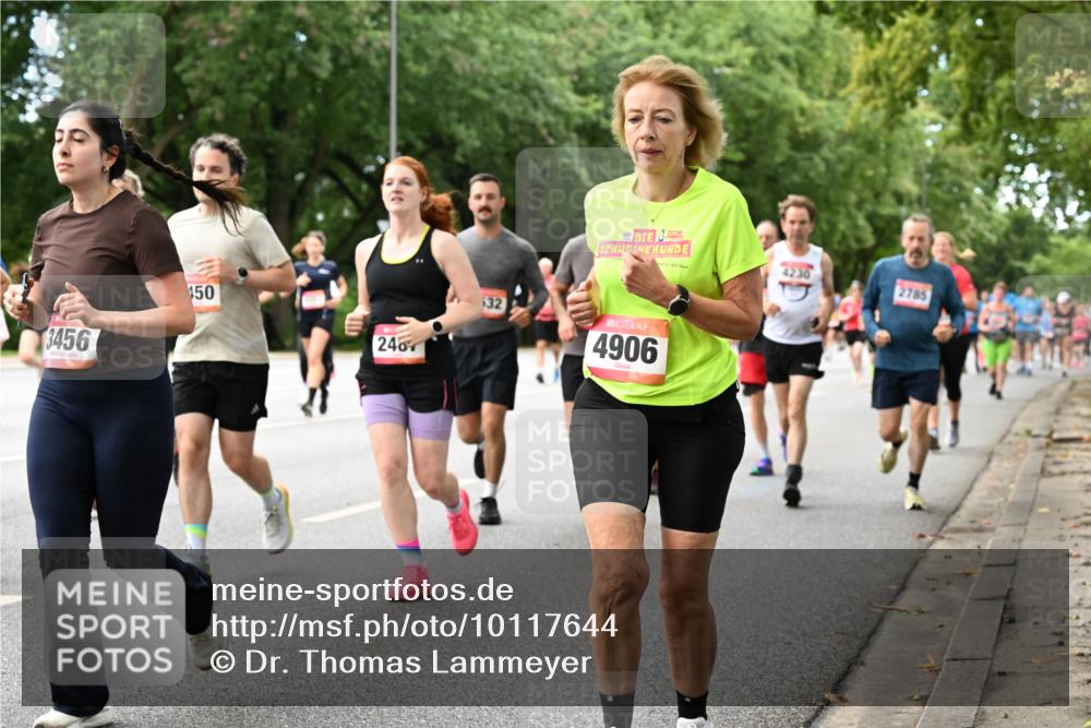 06.09.2026 - CURREX Alsterlauf Dr. Thomas Lammeyer http://msf.ph/oto/10117644 06.09.2026 09:15:46 Laufen 3456, 450, 240, 32, 4906, 4230, 2785 meine-sportfotos.de