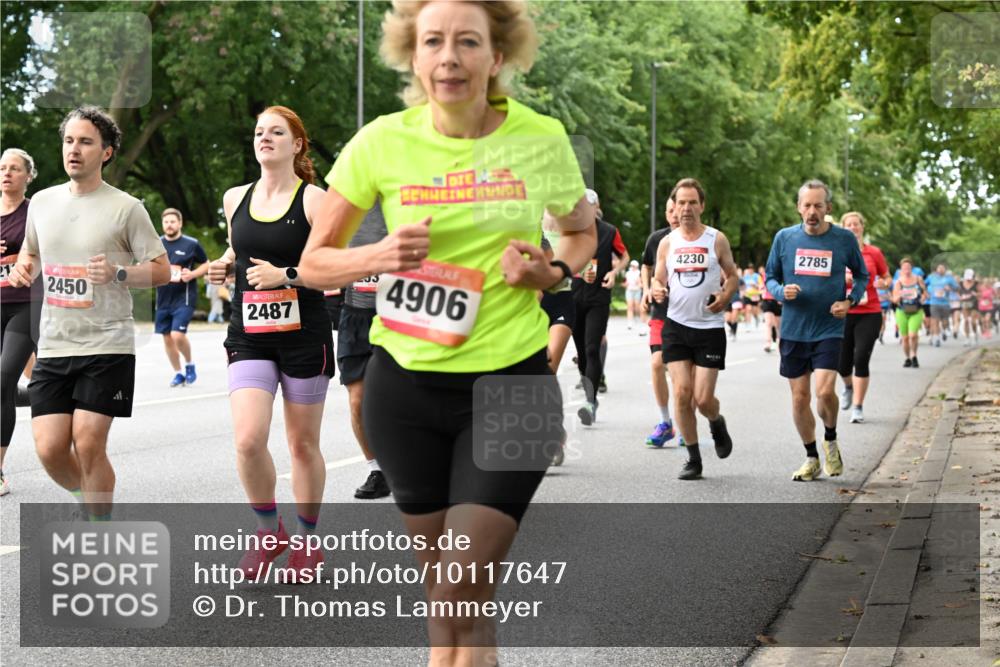 06.09.2026 - CURREX Alsterlauf Dr. Thomas Lammeyer http://msf.ph/oto/10117647 06.09.2026 09:15:46 Laufen 21, 2450, 2487, 4906, 4230, 2785 meine-sportfotos.de