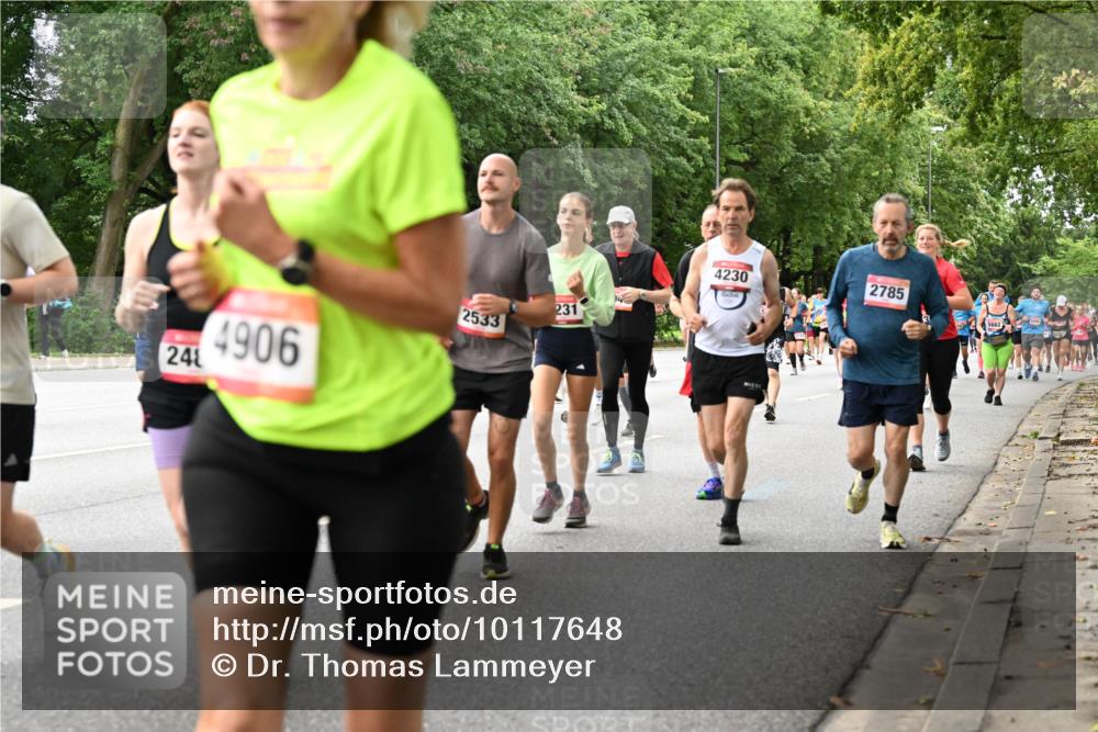 06.09.2026 - CURREX Alsterlauf Dr. Thomas Lammeyer http://msf.ph/oto/10117648 06.09.2026 09:15:47 Laufen 231, 2533, 24, 4906, 4230, 2785 meine-sportfotos.de
