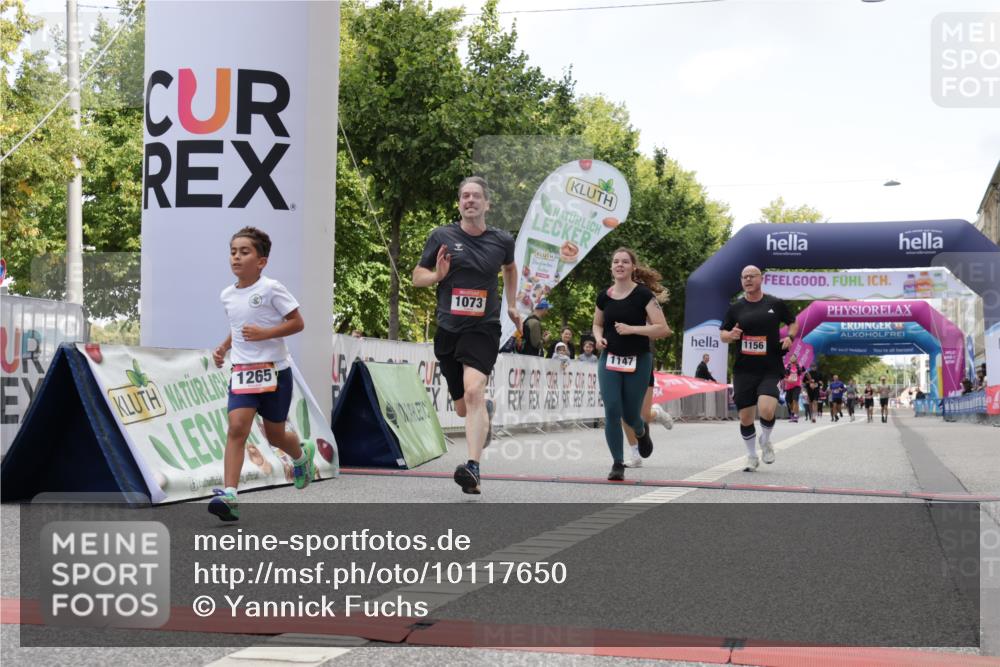 06.09.2026 - CURREX Alsterlauf Yannick Fuchs http://msf.ph/oto/10117650 06.09.2026 12:01:30 Ziel 1073, 1147, 1155, 1156, 1243, 1265 meine-sportfotos.de