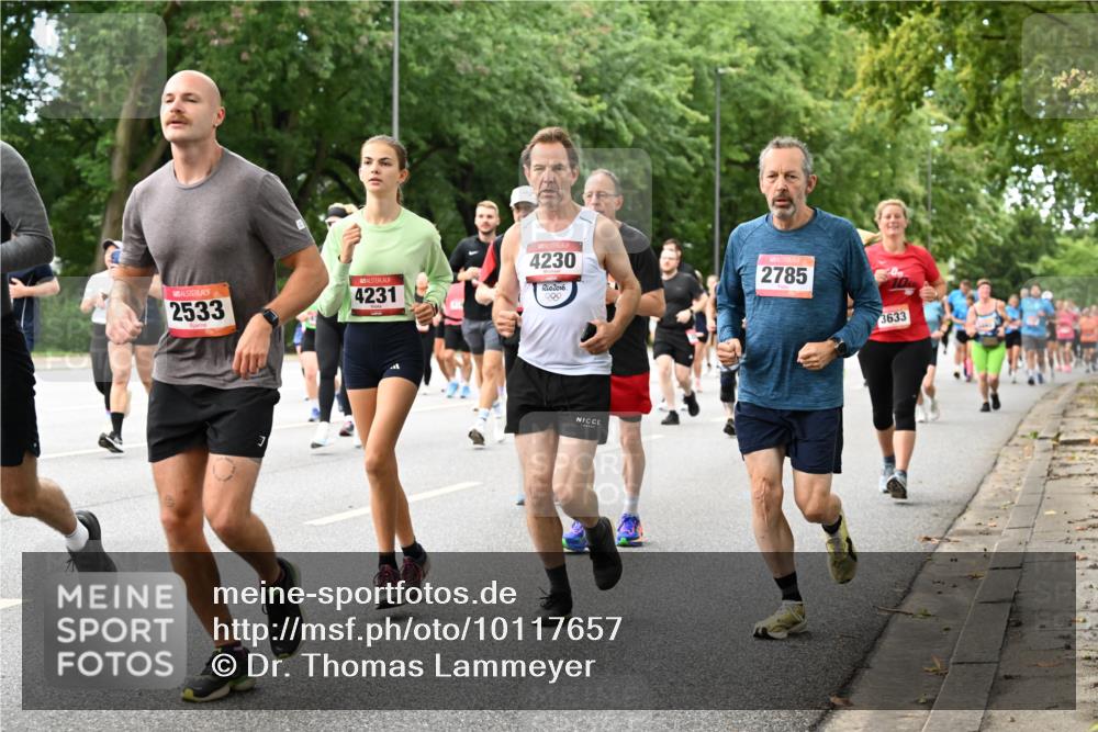 06.09.2026 - CURREX Alsterlauf Dr. Thomas Lammeyer http://msf.ph/oto/10117657 06.09.2026 09:15:48 Laufen 2533, 4231, 4230, 2016, 2785, 3633 meine-sportfotos.de