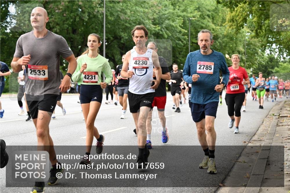 06.09.2026 - CURREX Alsterlauf Dr. Thomas Lammeyer http://msf.ph/oto/10117659 06.09.2026 09:15:48 Laufen 2533, 4231, 4230, 2016, 2785, 7, 3633 meine-sportfotos.de