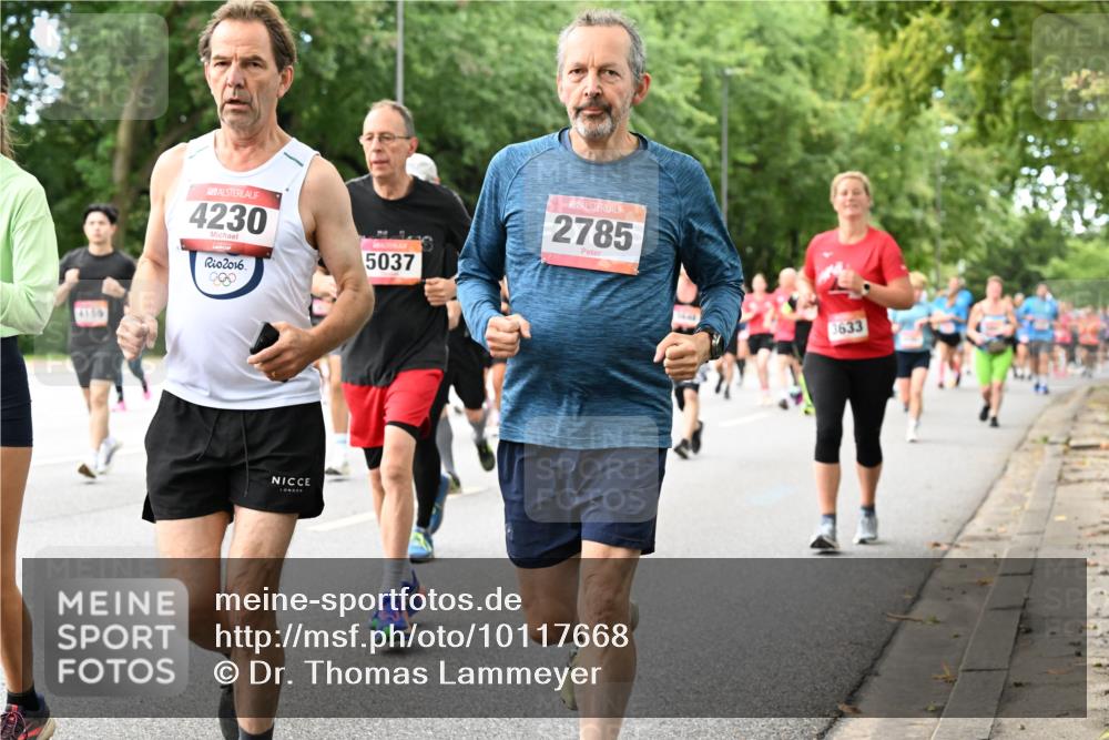 06.09.2026 - CURREX Alsterlauf Dr. Thomas Lammeyer http://msf.ph/oto/10117668 06.09.2026 09:15:49 Laufen 4159, 4230, 2016, 5037, 2785, 3633 meine-sportfotos.de