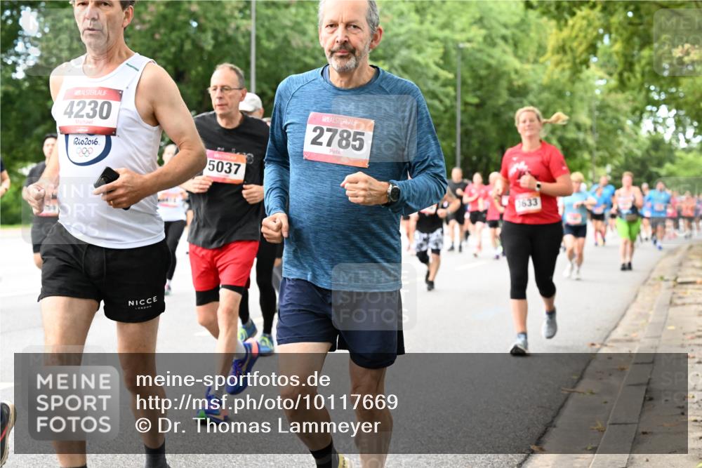 06.09.2026 - CURREX Alsterlauf Dr. Thomas Lammeyer http://msf.ph/oto/10117669 06.09.2026 09:15:49 Laufen 4230, 2016, 5037, 2785, 3633 meine-sportfotos.de