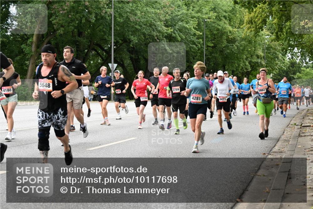 06.09.2026 - CURREX Alsterlauf Dr. Thomas Lammeyer http://msf.ph/oto/10117698 06.09.2026 09:15:53 Laufen 4188, 5648, 4672, 3285, 2789, 5662, 5500, 5498, 4281, 5471 meine-sportfotos.de