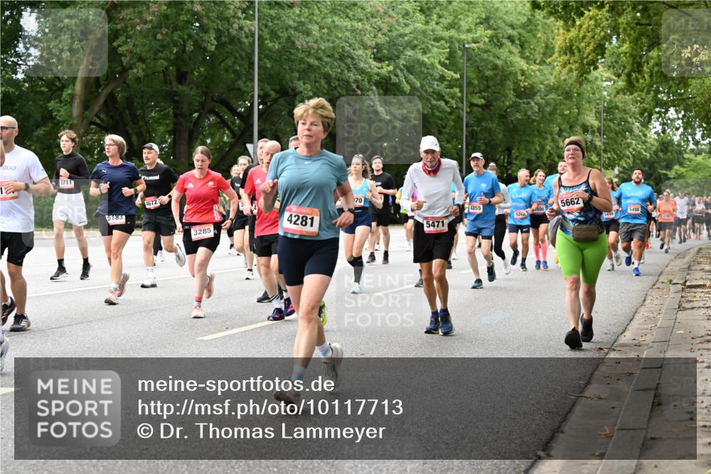 06.09.2026 - CURREX Alsterlauf Dr. Thomas Lammeyer http://msf.ph/oto/10117713 06.09.2026 09:15:54 Laufen 3711, 5183, 4672, 4281, 3285, 70, 5471, 4855, 5268, 5662, 500, 5498, 499 meine-sportfotos.de