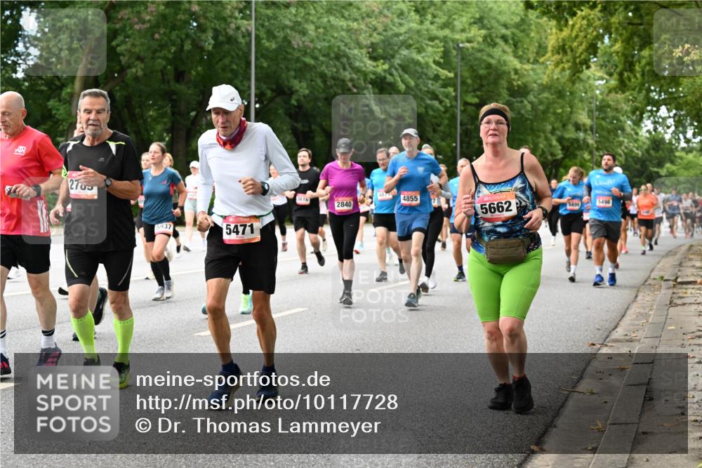 06.09.2026 - CURREX Alsterlauf Dr. Thomas Lammeyer http://msf.ph/oto/10117728 06.09.2026 09:15:56 Laufen 2705, 5937, 5471, 4871, 4855, 3616, 2840, 5662, 5499, 5498 meine-sportfotos.de
