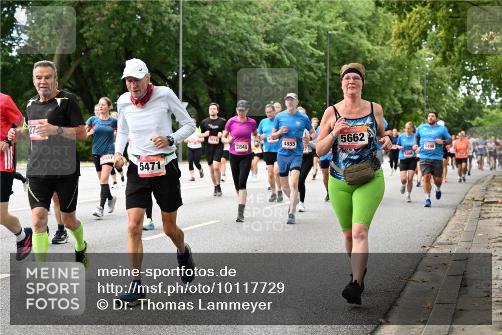 06.09.2026 - CURREX Alsterlauf Dr. Thomas Lammeyer http://msf.ph/oto/10117729 06.09.2026 09:15:56 Laufen 27, 5937, 5471, 3616, 4855, 2840, 5662, 5499, 5498 meine-sportfotos.de