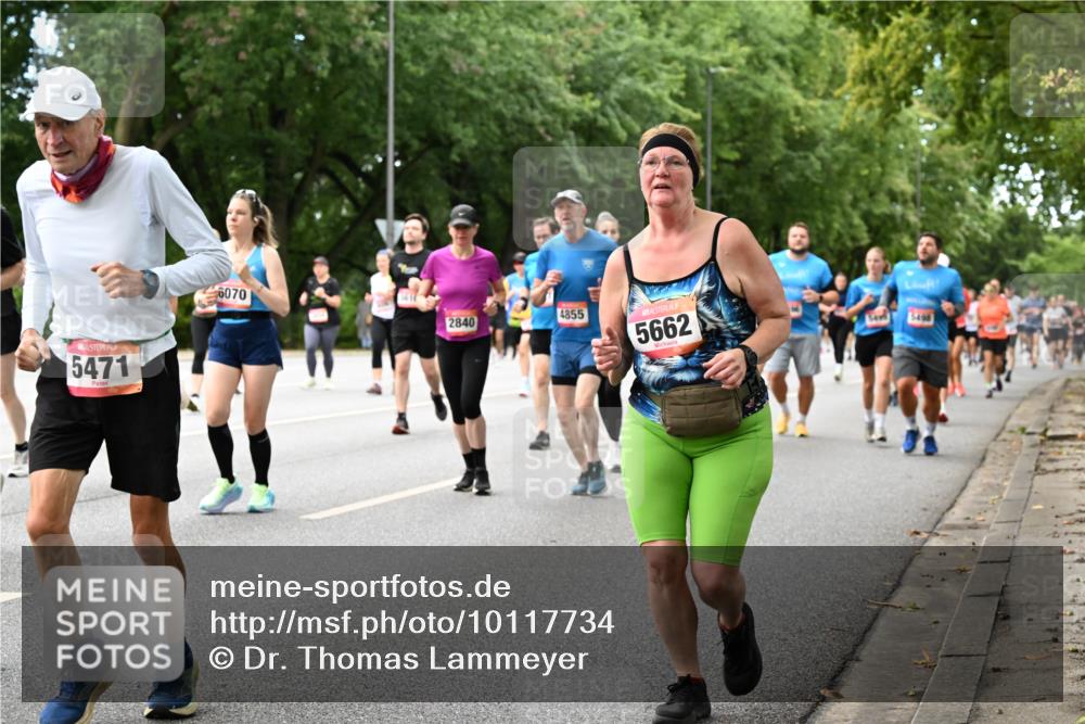 06.09.2026 - CURREX Alsterlauf Dr. Thomas Lammeyer http://msf.ph/oto/10117734 06.09.2026 09:15:56 Laufen 5471, 6070, 2840, 4855, 5662, 5498 meine-sportfotos.de
