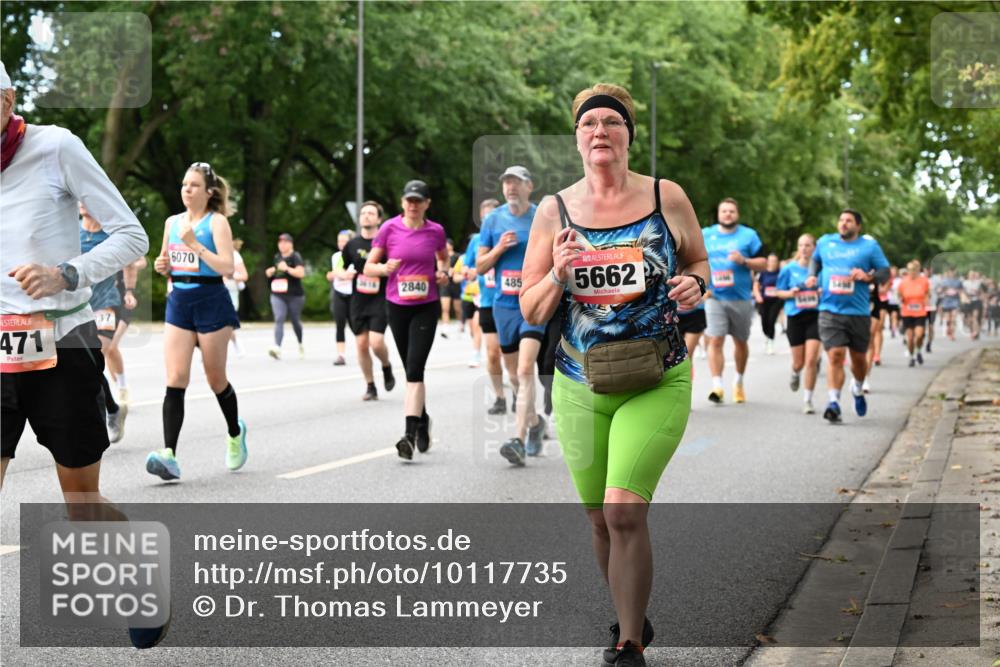 06.09.2026 - CURREX Alsterlauf Dr. Thomas Lammeyer http://msf.ph/oto/10117735 06.09.2026 09:15:57 Laufen 471, 37, 6070, 2840, 485, 5662 meine-sportfotos.de
