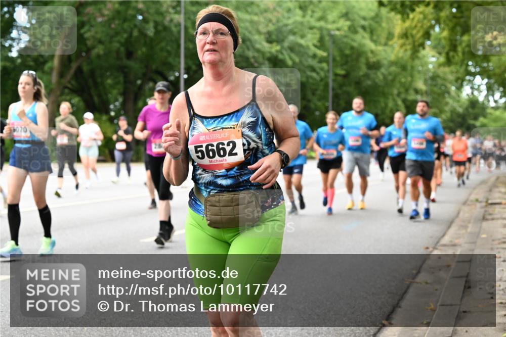 06.09.2026 - CURREX Alsterlauf Dr. Thomas Lammeyer http://msf.ph/oto/10117742 06.09.2026 09:15:57 Laufen 070, 5662 meine-sportfotos.de
