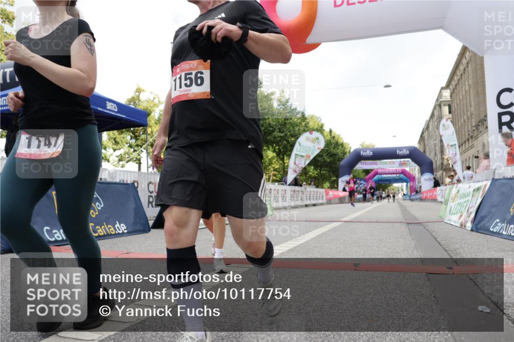 06.09.2026 - CURREX Alsterlauf Yannick Fuchs http://msf.ph/oto/10117754 06.09.2026 12:01:34 Ziel 1073, 1147, 1155, 1156, 1233, 1265 meine-sportfotos.de