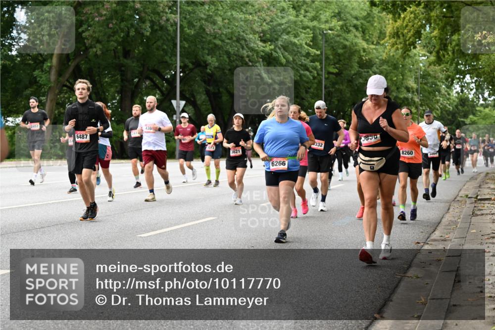 06.09.2026 - CURREX Alsterlauf Dr. Thomas Lammeyer http://msf.ph/oto/10117770 06.09.2026 09:16:02 Laufen 2457, 241, 6487, 414, 438, 3621, 6266, 332, 3530, 8260 meine-sportfotos.de