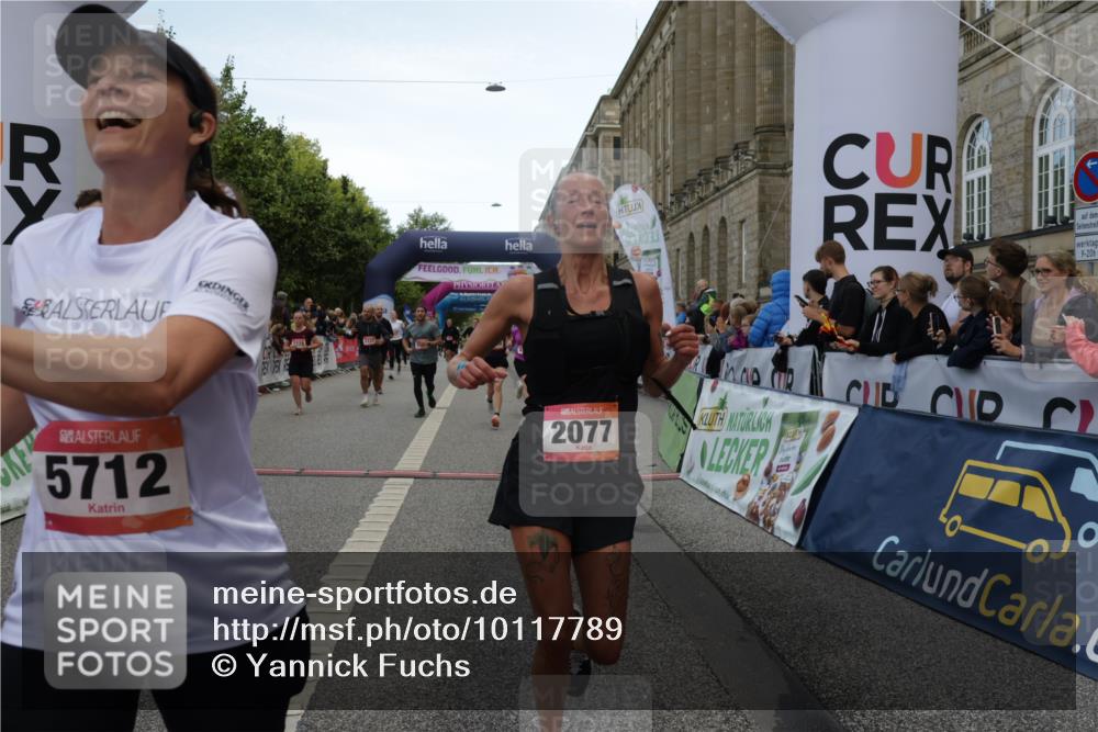 06.09.2026 - CURREX Alsterlauf Yannick Fuchs http://msf.ph/oto/10117789 06.09.2026 09:59:32 Ziel 2077, 2227, 2228, 2772, 3129, 3535, 3542, 3695, 3969, 4091, 4291, 4478, 4751, 4752, 5474, 5636, 5638, 5712, 5948, 6199, 6200, 6213 meine-sportfotos.de