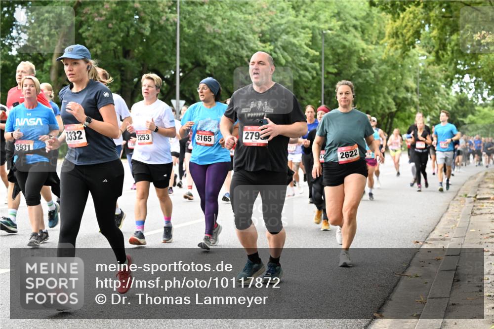 06.09.2026 - CURREX Alsterlauf Dr. Thomas Lammeyer http://msf.ph/oto/10117872 06.09.2026 09:16:15 Laufen 1332, 2253, 3165, 5931, 2793, 2622 meine-sportfotos.de