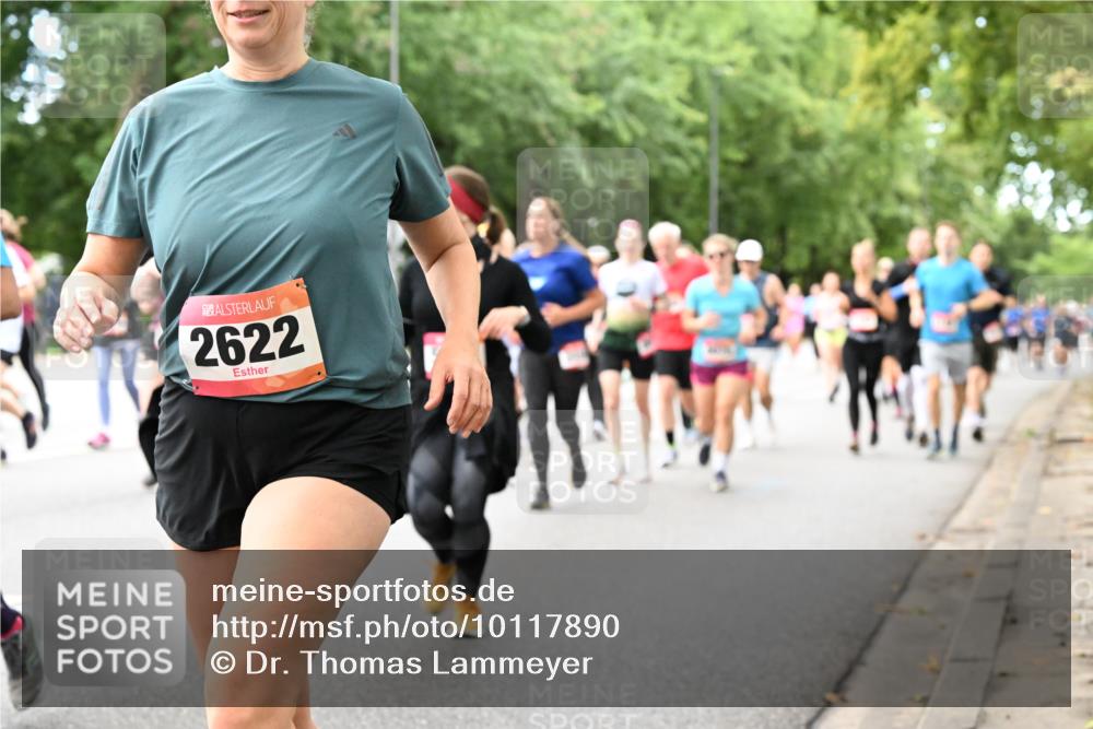 06.09.2026 - CURREX Alsterlauf Dr. Thomas Lammeyer http://msf.ph/oto/10117890 06.09.2026 09:16:17 Laufen 2622 meine-sportfotos.de