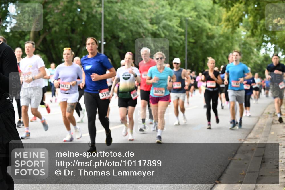 06.09.2026 - CURREX Alsterlauf Dr. Thomas Lammeyer http://msf.ph/oto/10117899 06.09.2026 09:16:18 Laufen 7137, 319, 6075 meine-sportfotos.de