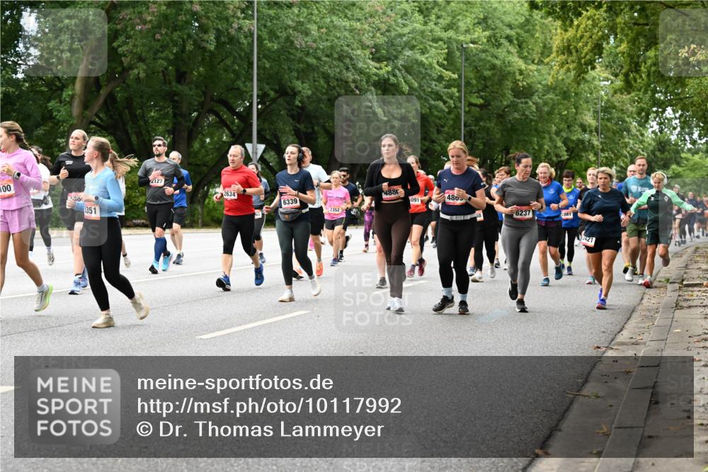 06.09.2026 - CURREX Alsterlauf Dr. Thomas Lammeyer http://msf.ph/oto/10117992 06.09.2026 09:16:29 Laufen 100, 36, 5351, 2127, 2634, 6339, 2352, 488, 091, 480, 6237, 2881, 2421 meine-sportfotos.de