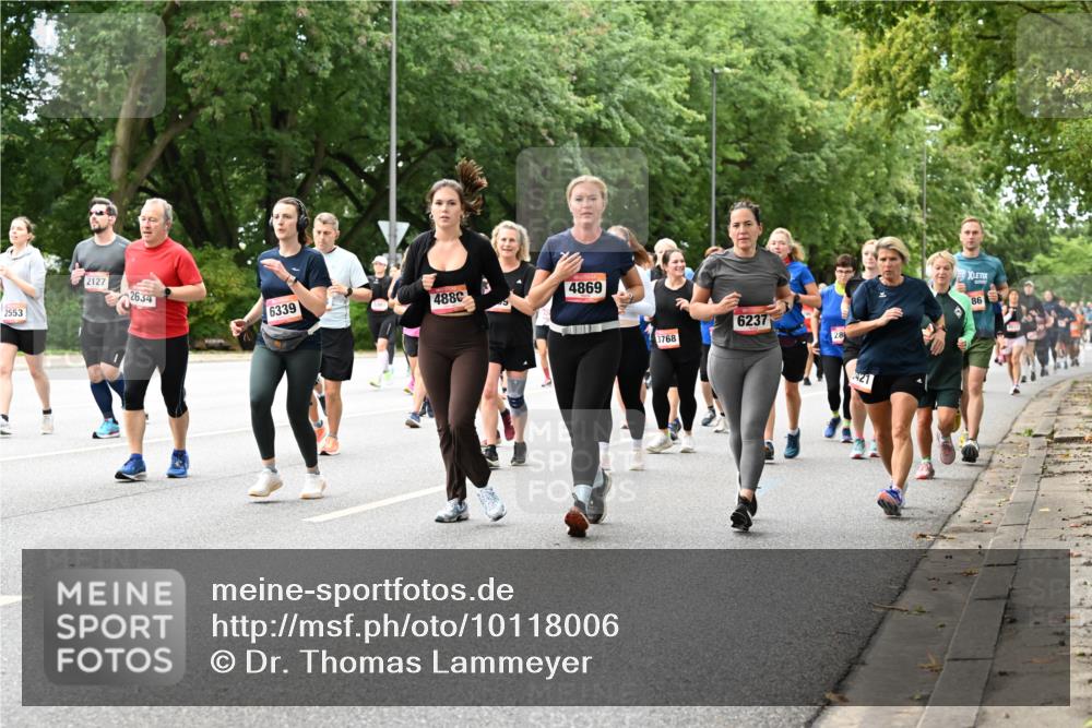 06.09.2026 - CURREX Alsterlauf Dr. Thomas Lammeyer http://msf.ph/oto/10118006 06.09.2026 09:16:31 Laufen 2553, 2127, 2634, 4869, 488, 6339, 3768, 6237, 86 meine-sportfotos.de