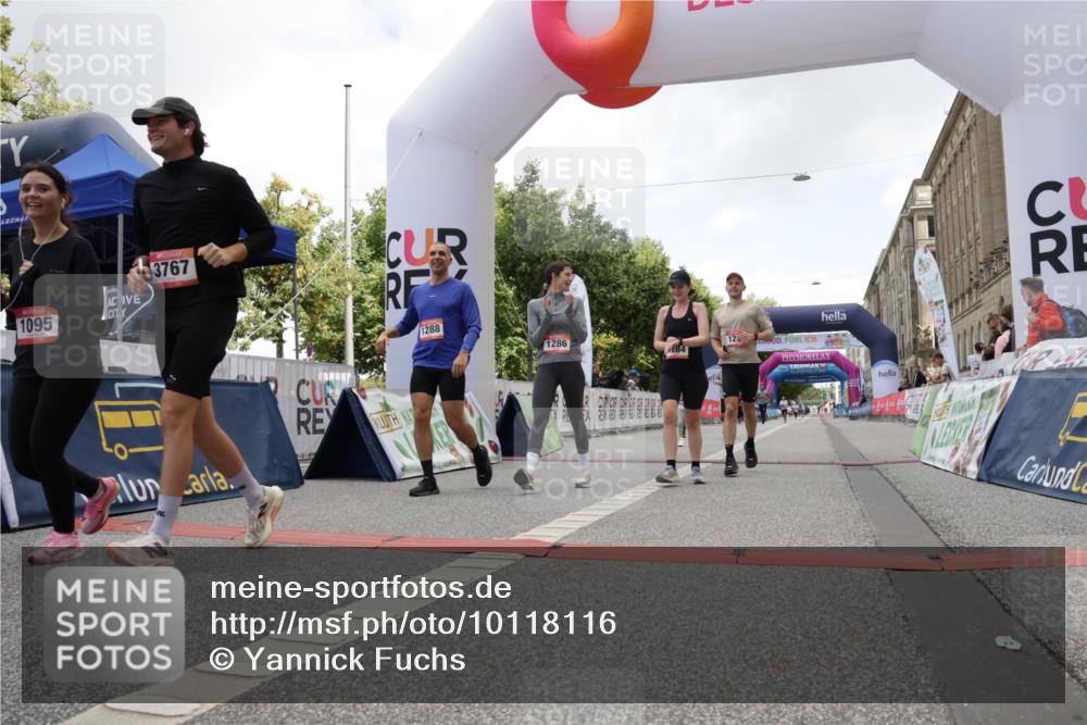 06.09.2026 - CURREX Alsterlauf Yannick Fuchs http://msf.ph/oto/10118116 06.09.2026 12:01:51 Ziel 1095, 1284, 1285, 1286, 1288, 1298, 1305, 8042 meine-sportfotos.de