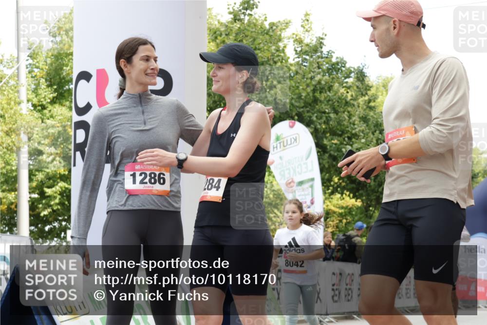 06.09.2026 - CURREX Alsterlauf Yannick Fuchs http://msf.ph/oto/10118170 06.09.2026 12:01:53 Ziel 1095, 1284, 1285, 1286, 1288, 1298, 1305, 8042 meine-sportfotos.de
