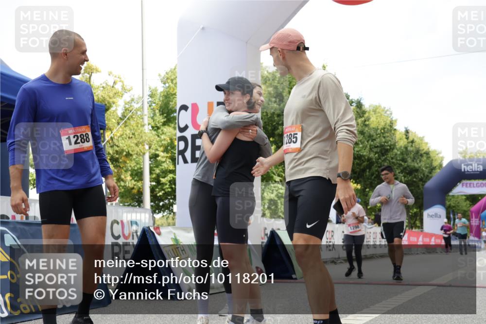 06.09.2026 - CURREX Alsterlauf Yannick Fuchs http://msf.ph/oto/10118201 06.09.2026 12:01:54 Ziel 1095, 1284, 1285, 1286, 1288, 1298, 1305, 8042 meine-sportfotos.de