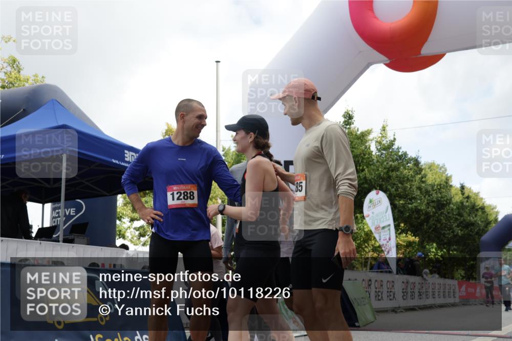 06.09.2026 - CURREX Alsterlauf Yannick Fuchs http://msf.ph/oto/10118226 06.09.2026 12:01:57 Ziel 1285, 1286, 1288, 1298, 1305, 1326, 8042 meine-sportfotos.de