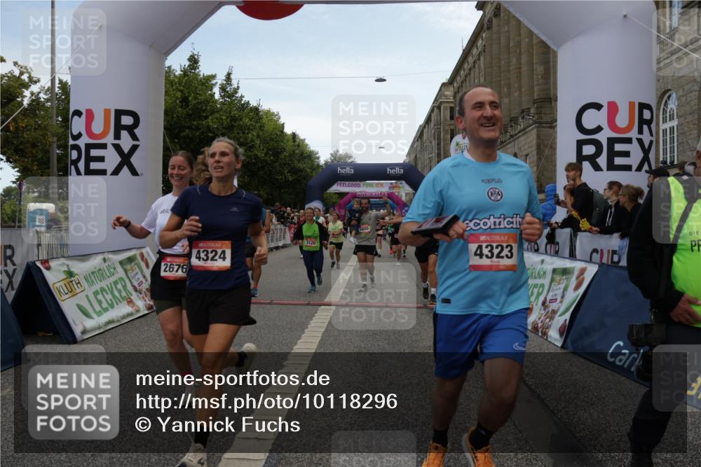 06.09.2026 - CURREX Alsterlauf Yannick Fuchs http://msf.ph/oto/10118296 06.09.2026 09:59:45 Ziel 2269, 2676, 2780, 3119, 3120, 4042, 4323, 4324, 4889, 4916, 5055, 5056, 5154, 5229, 5269, 5497, 5800, 6017, 6148, 6244, 6268, 8111 meine-sportfotos.de