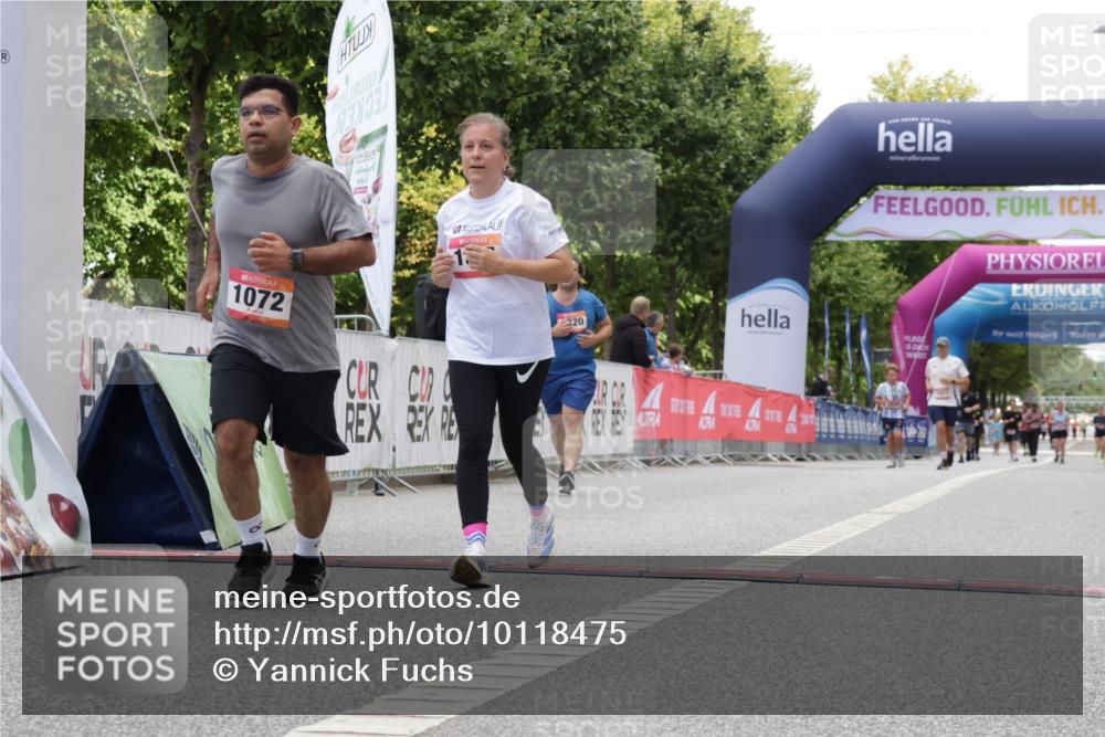 06.09.2026 - CURREX Alsterlauf Yannick Fuchs http://msf.ph/oto/10118475 06.09.2026 12:02:23 Ziel 1072, 1320, 1337 meine-sportfotos.de