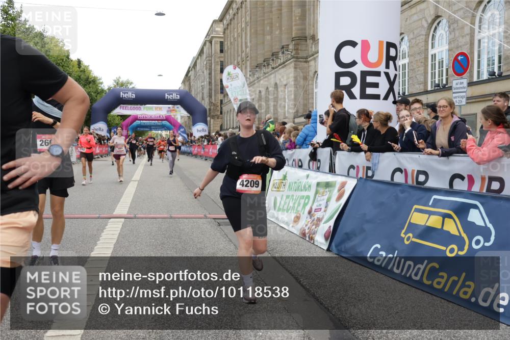 06.09.2026 - CURREX Alsterlauf Yannick Fuchs http://msf.ph/oto/10118538 06.09.2026 09:59:52 Ziel 2269, 2660, 3119, 3120, 3414, 3801, 4209, 4498, 4889, 4916, 5055, 5056, 5229, 5377, 5497, 5800, 6017, 6148, 6244, 6268, 8082 meine-sportfotos.de