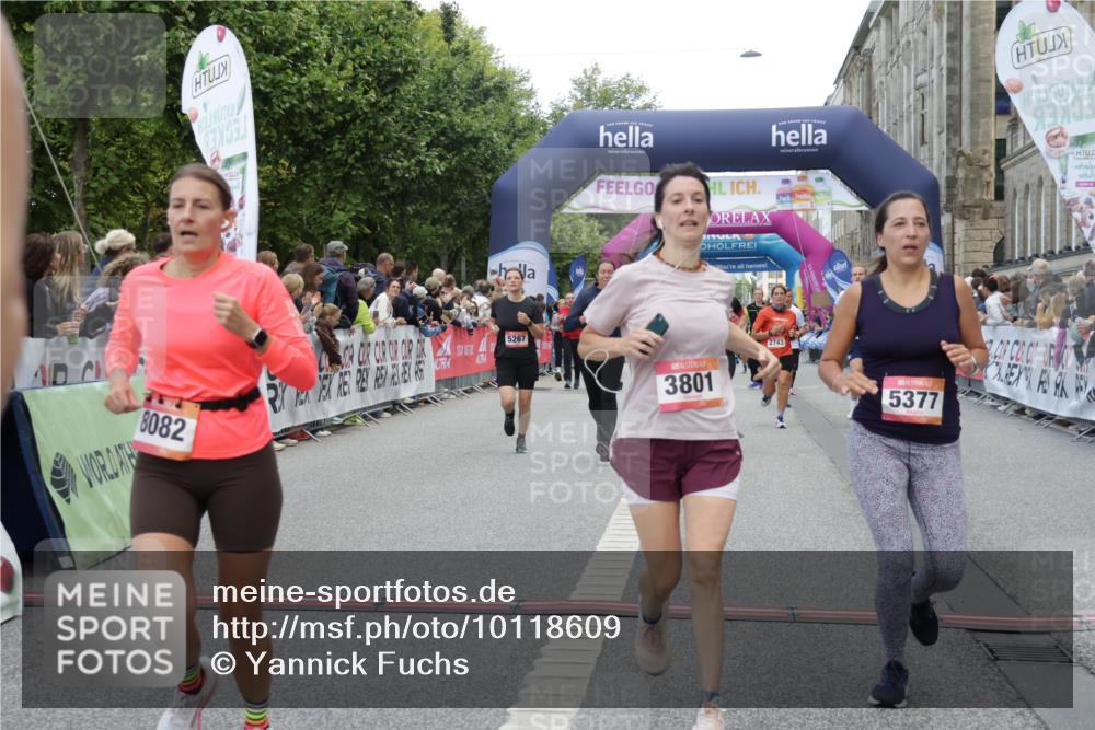 06.09.2026 - CURREX Alsterlauf Yannick Fuchs http://msf.ph/oto/10118609 06.09.2026 09:59:55 Ziel 2238, 2660, 2743, 3414, 3801, 4180, 4209, 4498, 4739, 4889, 4916, 5055, 5056, 5229, 5267, 5377, 5497, 6148, 6268, 8082 meine-sportfotos.de