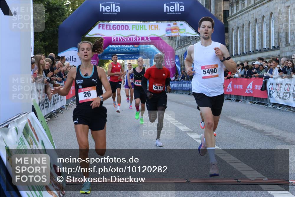 06.09.2026 - CURREX Alsterlauf Strokosch-Dieckow http://msf.ph/oto/10120282 06.09.2026 09:36:44 Ziel 26, 2813, 5340, 5375, 5444, 5490, 5972, 6412 meine-sportfotos.de