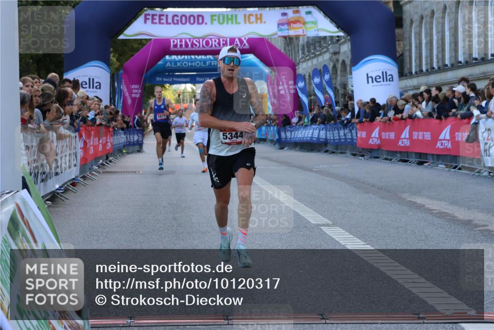 06.09.2026 - CURREX Alsterlauf Strokosch-Dieckow http://msf.ph/oto/10120317 06.09.2026 09:36:59 Ziel 5344, 5535, 5613 meine-sportfotos.de