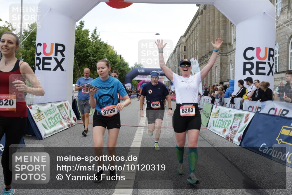 06.09.2026 - CURREX Alsterlauf Yannick Fuchs http://msf.ph/oto/10120319 06.09.2026 10:00:57 Ziel 2251, 2849, 2895, 3274, 3634, 3635, 3726, 3727, 3735, 4414, 4914, 5077, 5145, 5387, 5460, 5577, 6283, 6356, 8207, 8293 meine-sportfotos.de