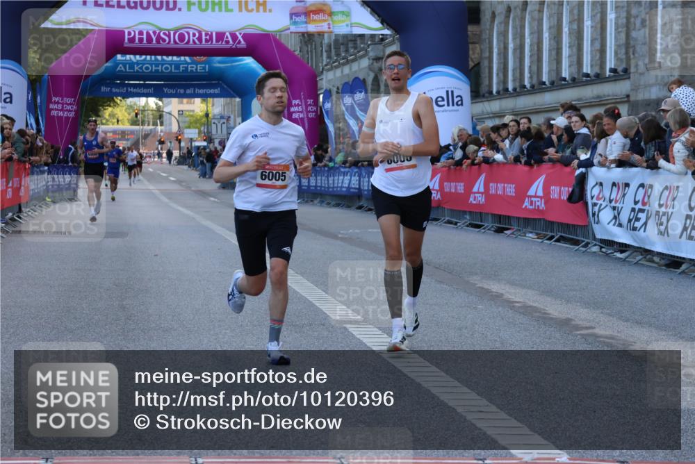 06.09.2026 - CURREX Alsterlauf Strokosch-Dieckow http://msf.ph/oto/10120396 06.09.2026 09:37:07 Ziel 5535, 5613, 6005, 6006 meine-sportfotos.de
