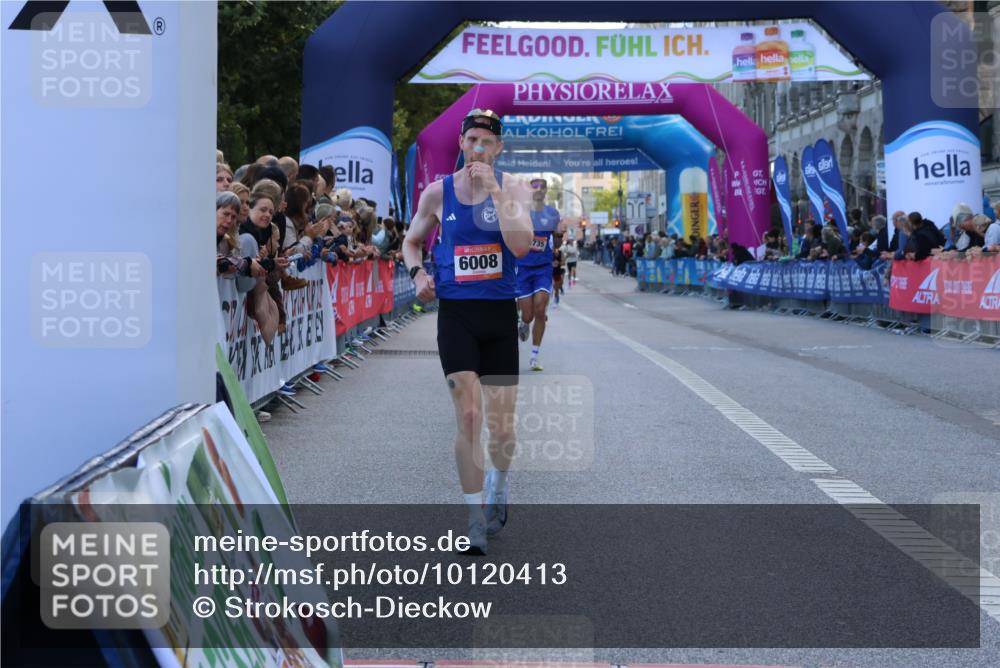 06.09.2026 - CURREX Alsterlauf Strokosch-Dieckow http://msf.ph/oto/10120413 06.09.2026 09:37:16 Ziel 2735, 6006, 6008 meine-sportfotos.de