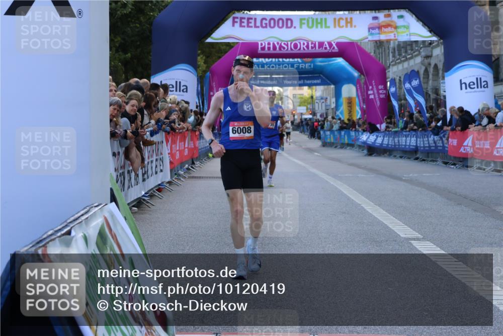 06.09.2026 - CURREX Alsterlauf Strokosch-Dieckow http://msf.ph/oto/10120419 06.09.2026 09:37:16 Ziel 2735, 6006, 6008 meine-sportfotos.de