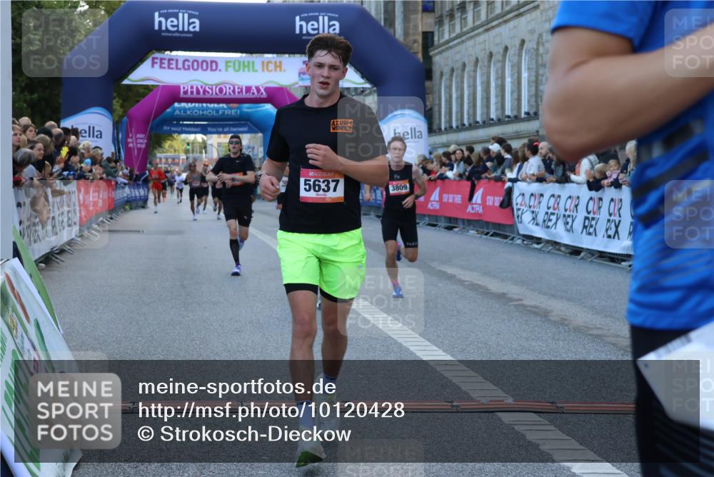 06.09.2026 - CURREX Alsterlauf Strokosch-Dieckow http://msf.ph/oto/10120428 06.09.2026 09:37:29 Ziel 2391, 3040, 3809, 5637, 6057, 6226, 6238 meine-sportfotos.de