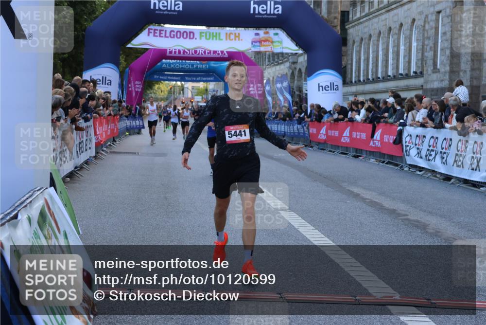 06.09.2026 - CURREX Alsterlauf Strokosch-Dieckow http://msf.ph/oto/10120599 06.09.2026 09:37:47 Ziel 4201, 5024, 5374, 5441, 5641, 5671 meine-sportfotos.de